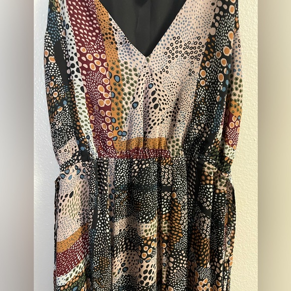 Beautiful BCBG dress. Like new. - Picture 3 of 7